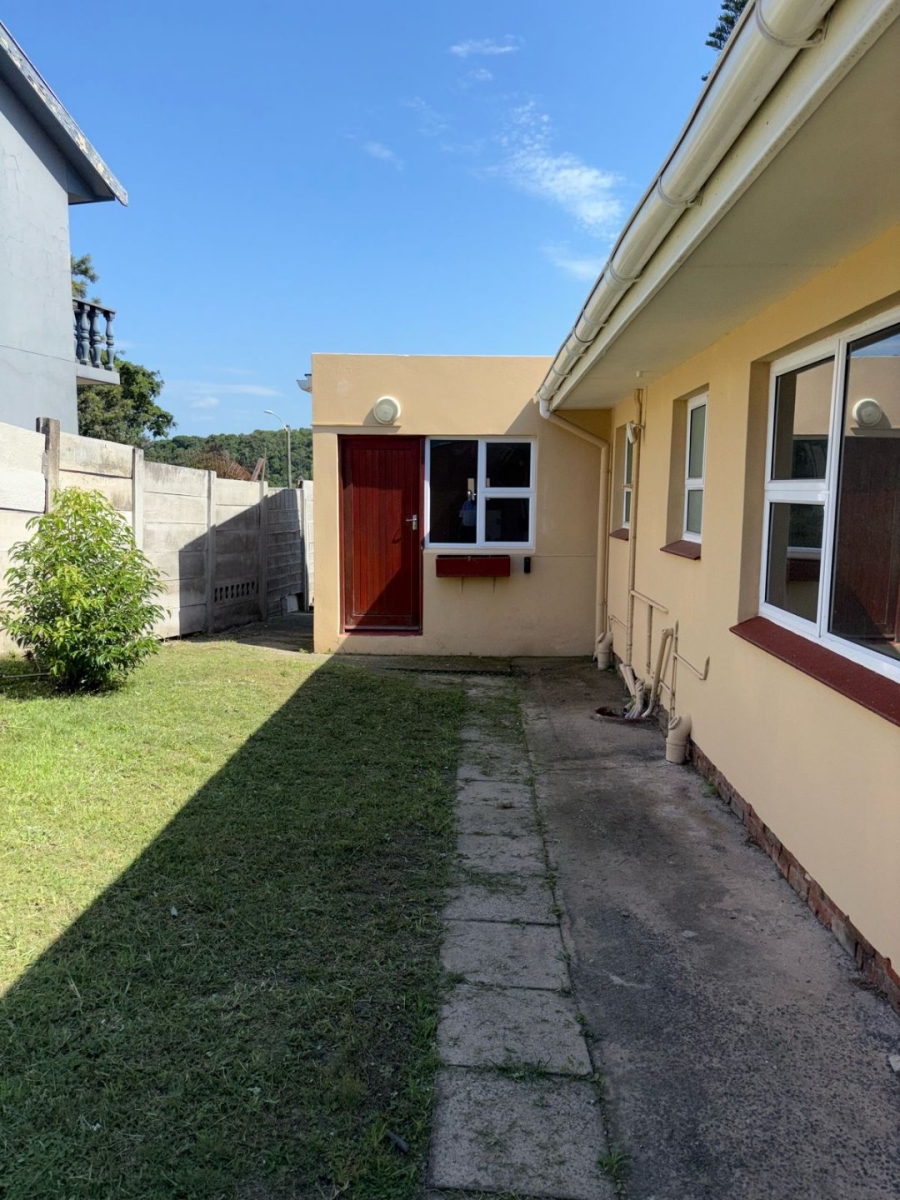 5 Bedroom Property for Sale in Beacon Bay North Eastern Cape